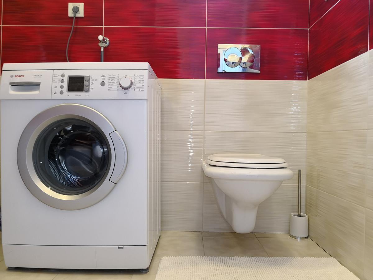 Apartment Toma Подстрана Екстер'єр фото