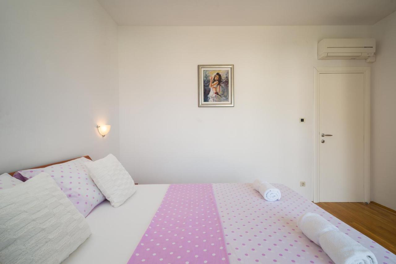 Apartment Toma Подстрана Екстер'єр фото